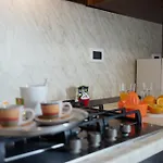 Guesthost - Penthouse With Terrace * سانريمو