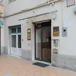 Guesthost - Penthouse With Terrace سانريمو