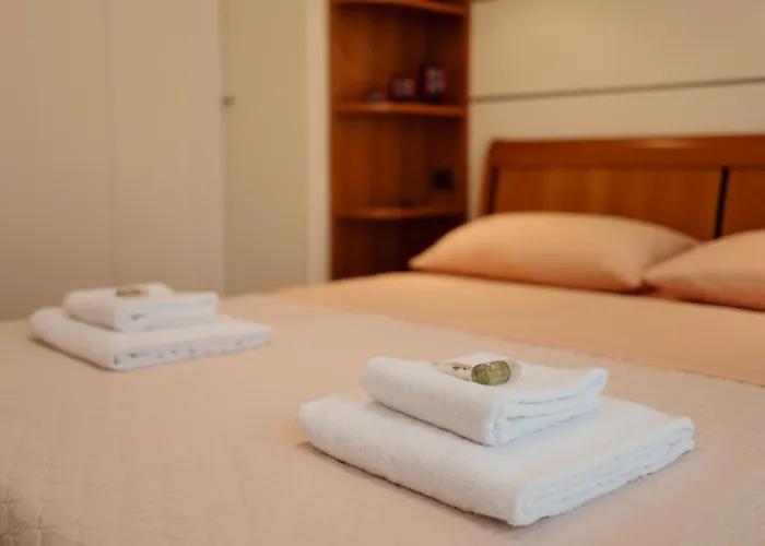 Guesthost - Penthouse With Terrace 圣雷默