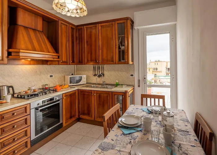 Guesthost - Penthouse With Terrace *